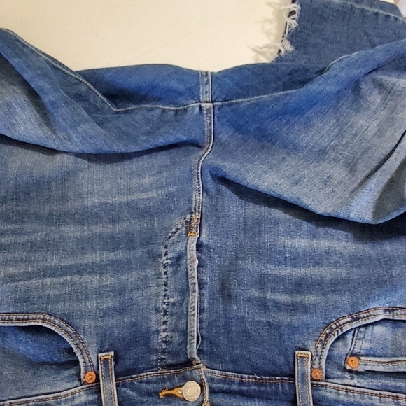 Levi's Premium Wedgie Button Fly Hi-Rise Jeans Size 18W Raw Hem Distressed - Picture 8 of 16